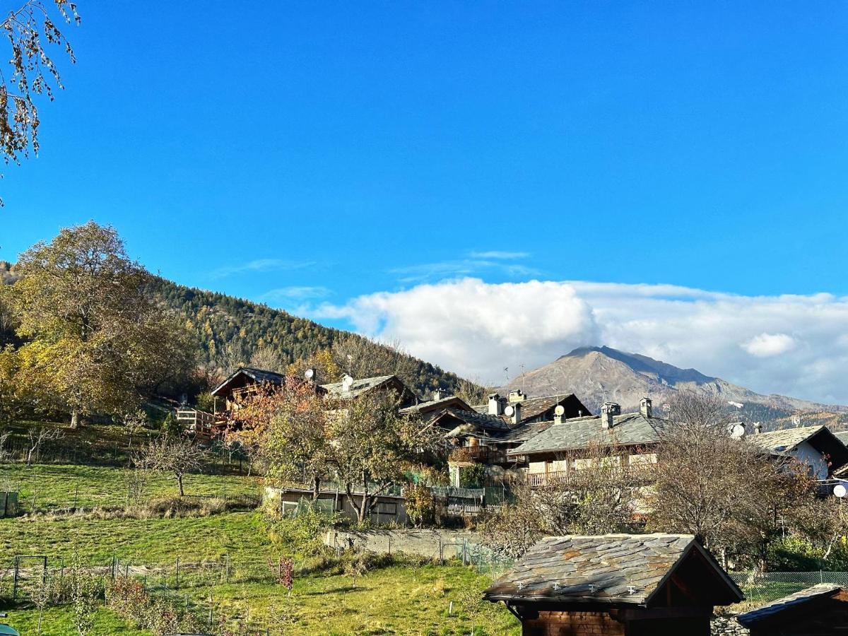 Meizon - La Montagna, Pila, Crevacol, Aosta E Valpelline Gignod Экстерьер фото