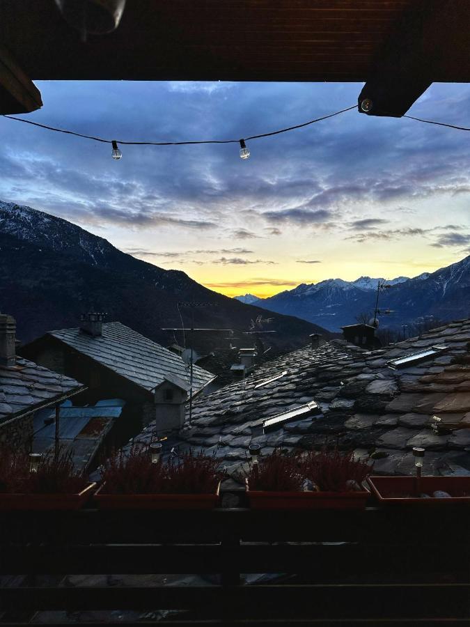 Meizon - La Montagna, Pila, Crevacol, Aosta E Valpelline Gignod Экстерьер фото