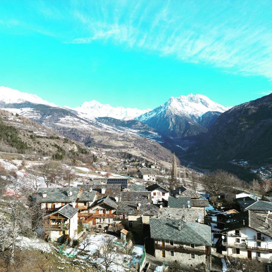 Meizon - La Montagna, Pila, Crevacol, Aosta E Valpelline Gignod Экстерьер фото